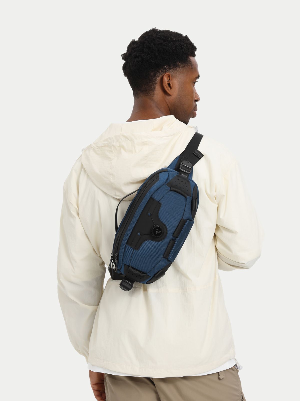 OZUKO Multi-function Chest Bag – Tech Accessories Bag recenzja i cena
